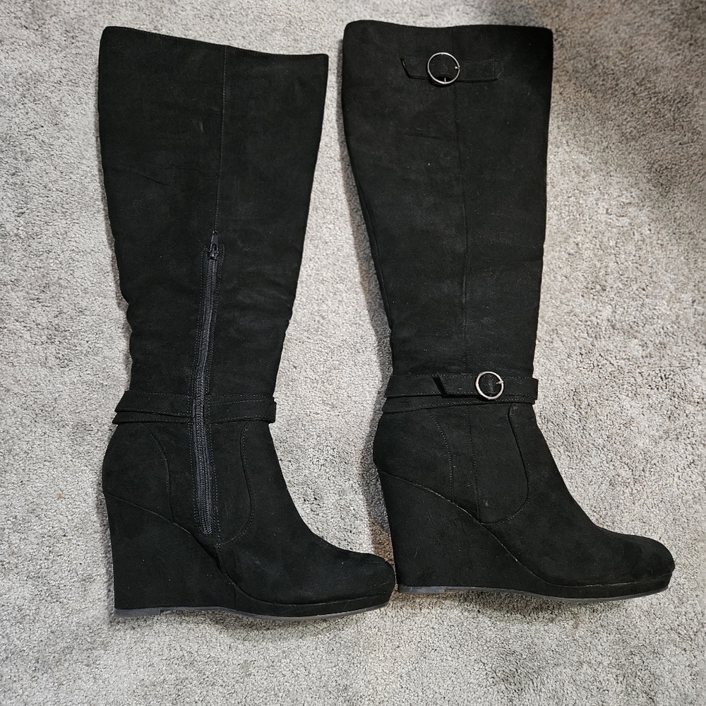 JustFab Black Heeled Boots Sleek Knee-High